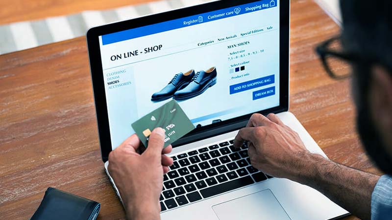 UAE Online Shopping Soars During Ramadan 2024, with Local Brands Leading the Surge