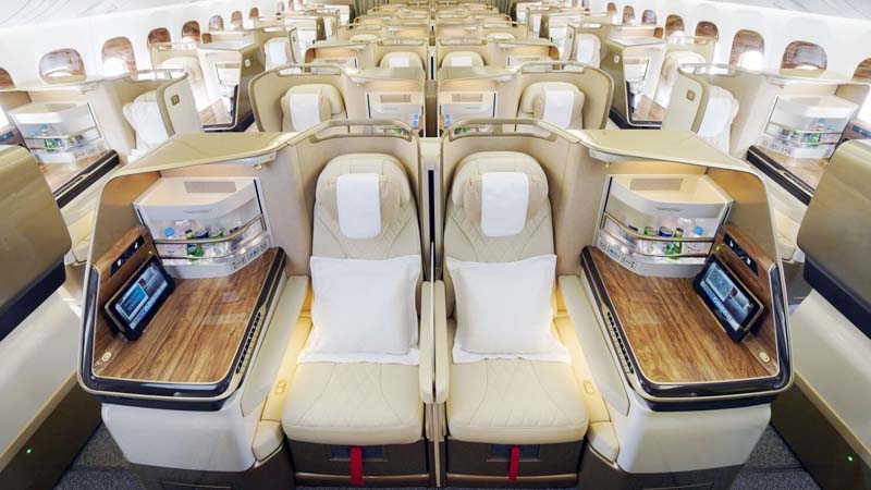 Emirates Debuts Retrofitted Boeing 777 with Enhanced Cabins